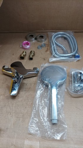 Bath mixer tap - tap, mounted